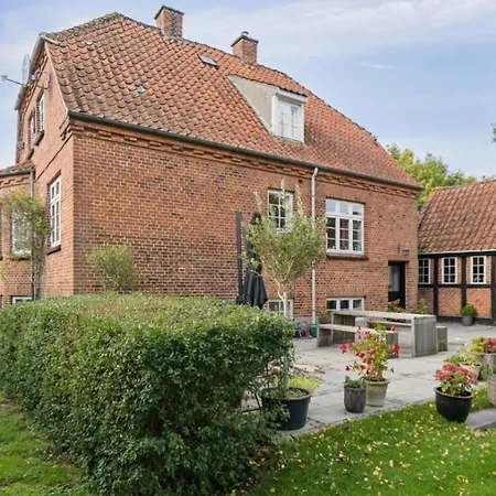 House In Small Village! 8 Persons (adults Only) Villa